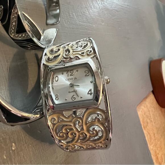 Geneva Studio Montreal De Fleur 5 Cuff Watches - Picture 2 of 10